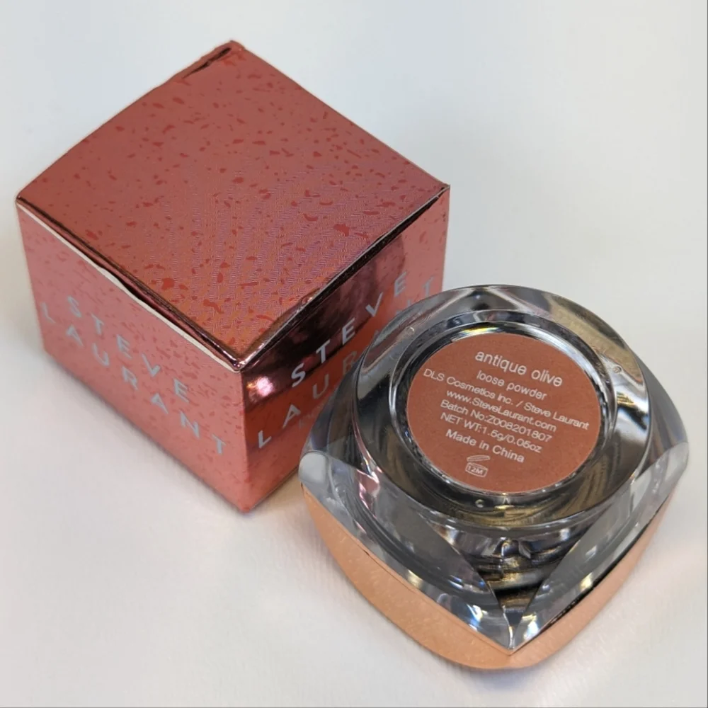 Steve Laurent Loose Powder Eyeshadow - Shade: Antique Olive